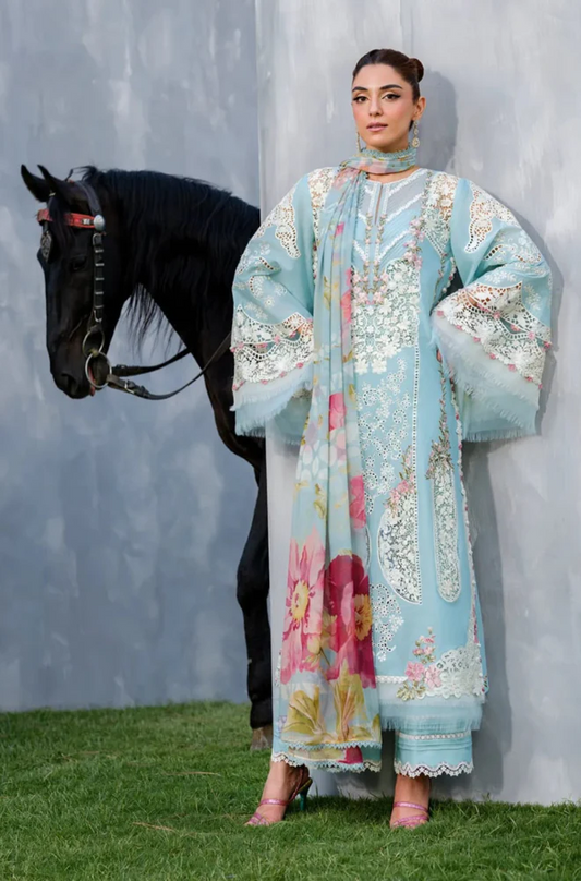 3 Piece Embroidered Chickenkari Lawn Suit UR21
