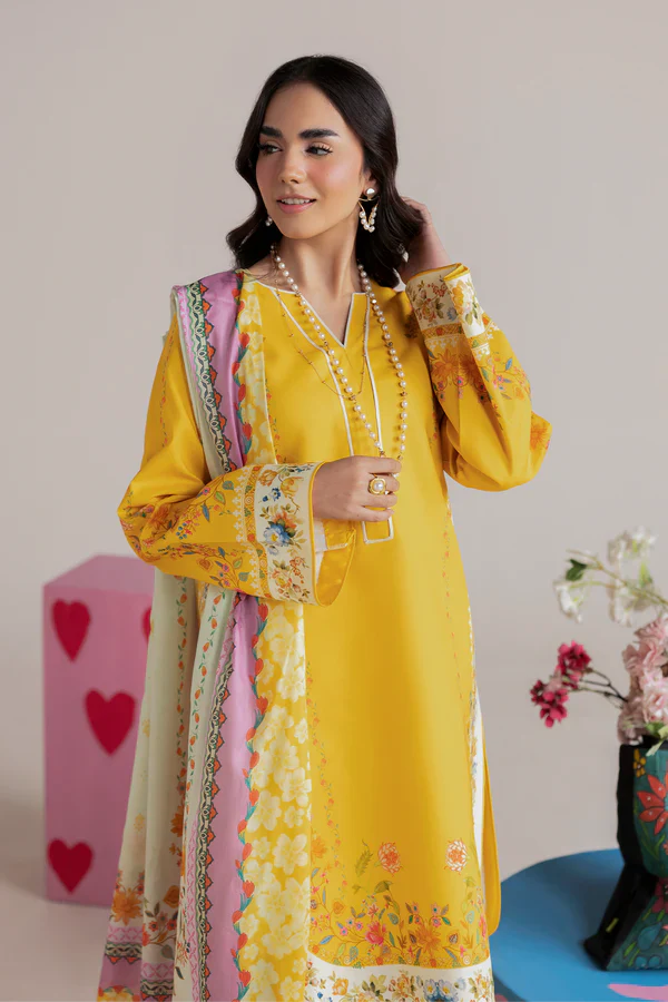 3 Piece Digital Printed Lawn Suit UR15