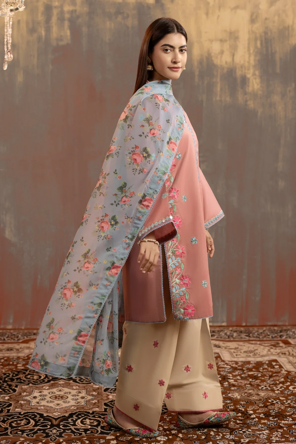 3 Piece Embroidered Lawn Suit UR16